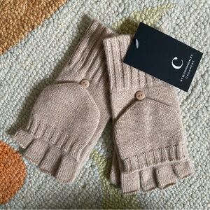 C by Bloomingdale's I Ribbed Knit Cashmere Pop Top Mittens I Oatmeal